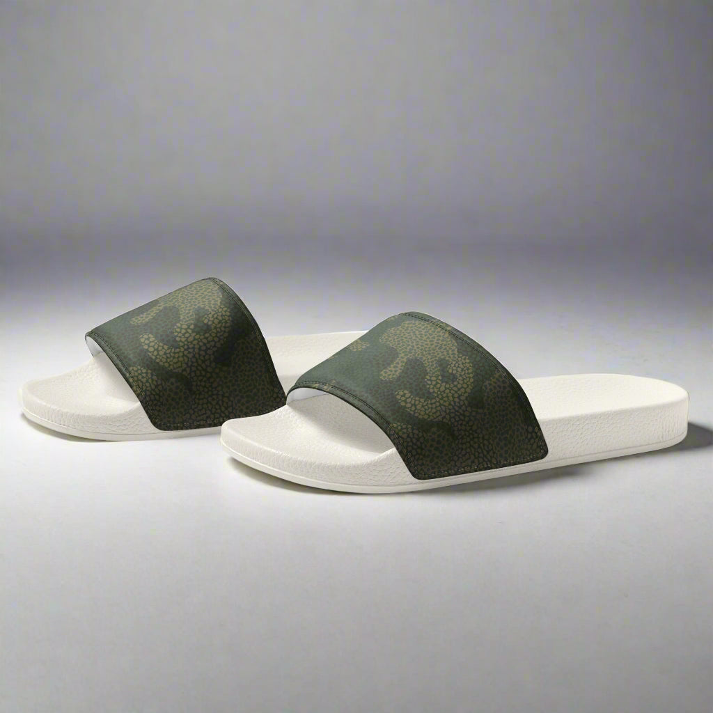 Avid London Camo Mens Sliders (White)