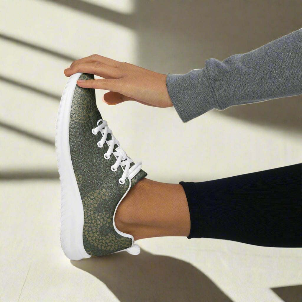 Avid London Camo Womens Athletic Shoes (White)