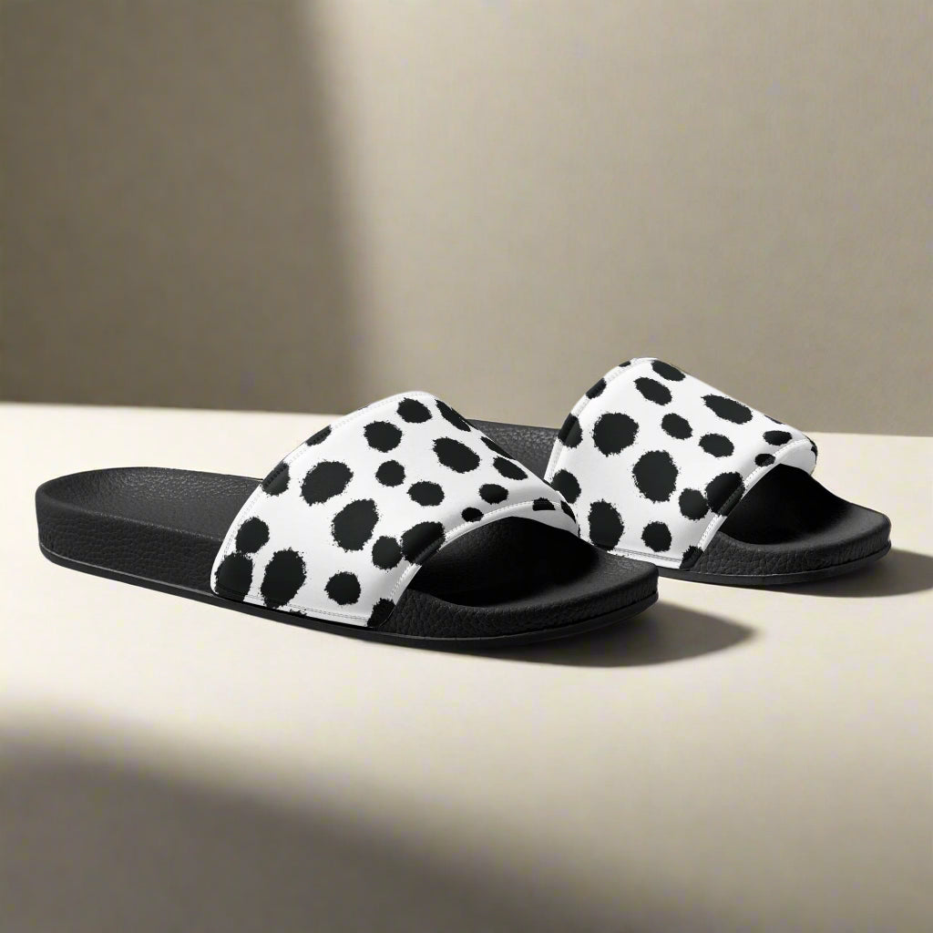 Avid London Dalmatian Womens Sliders (Black)