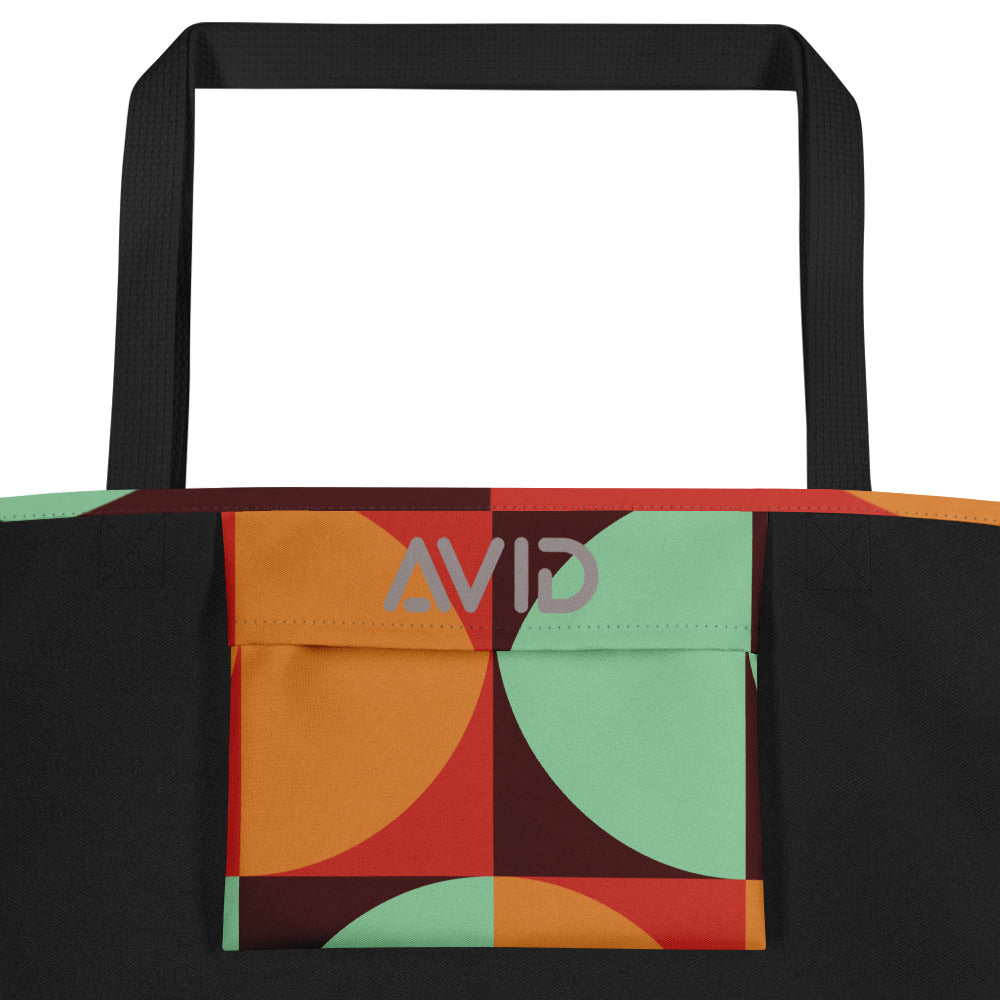 Semi-circle tote pocket