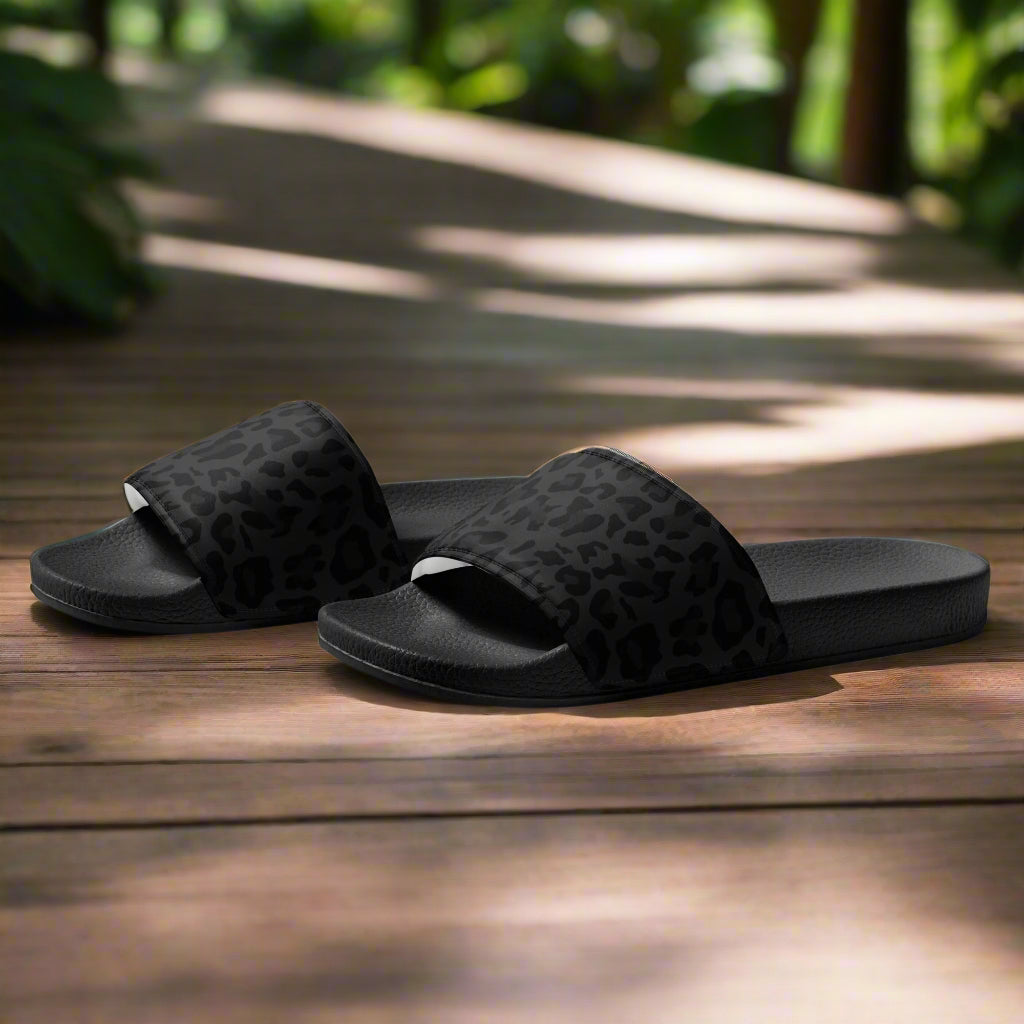 Avid London Cheetah Mens Sliders (Black)