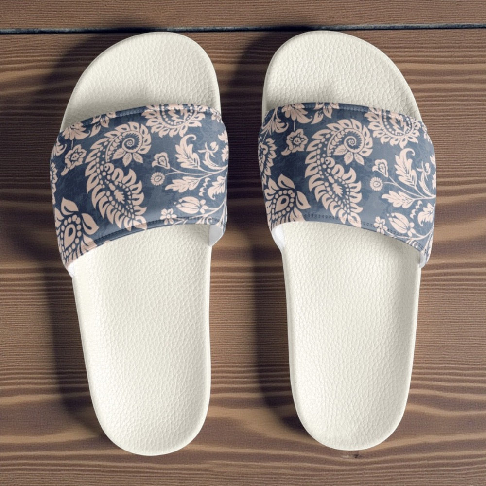 Yogi patterned slides