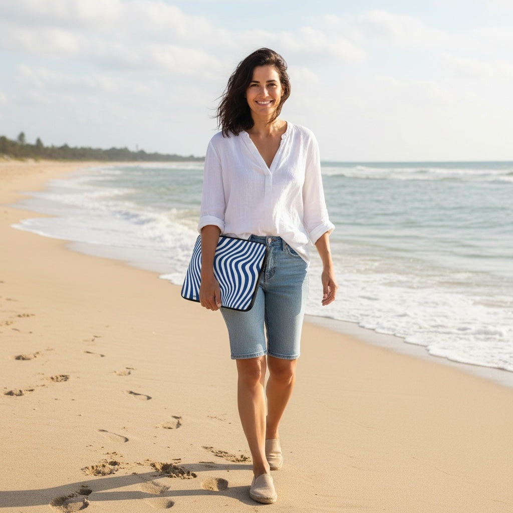 Blue Wave – Padded Laptop Sleeve for Travel & Work