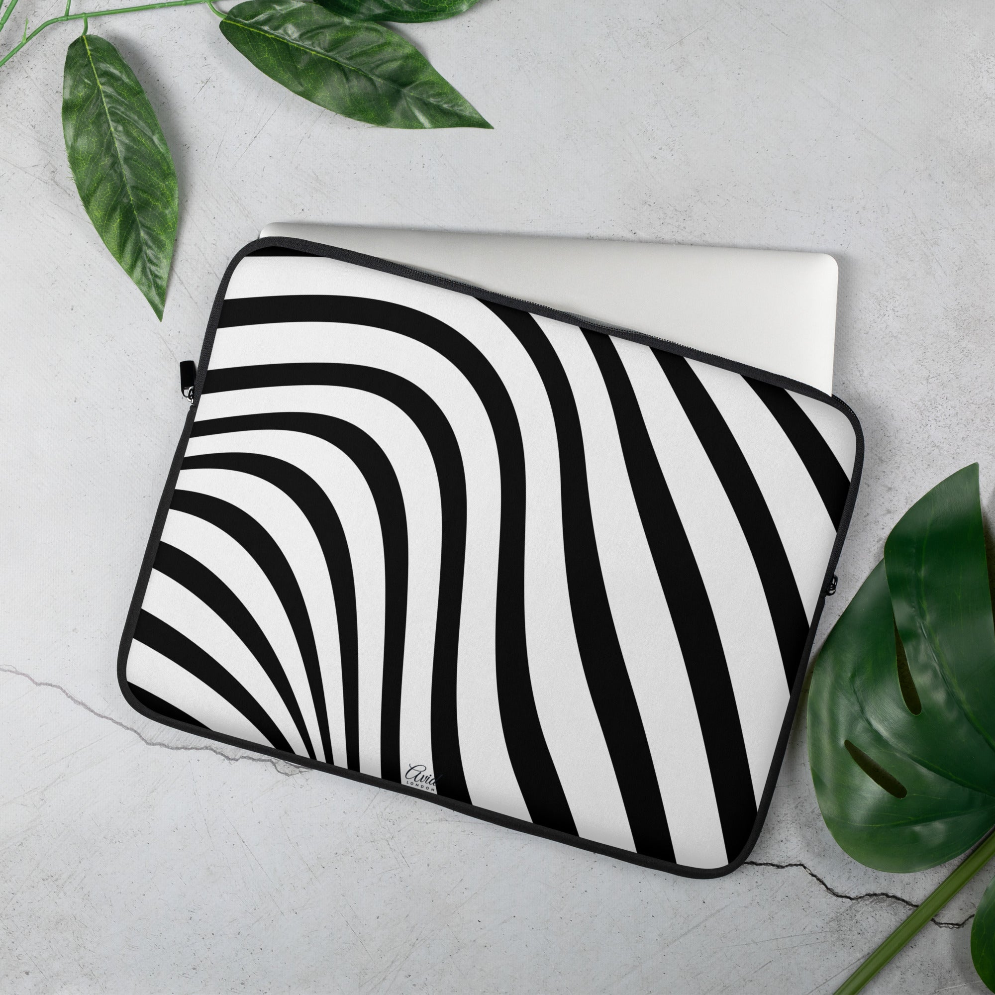 Black & White Waves - Laptop Sleeve